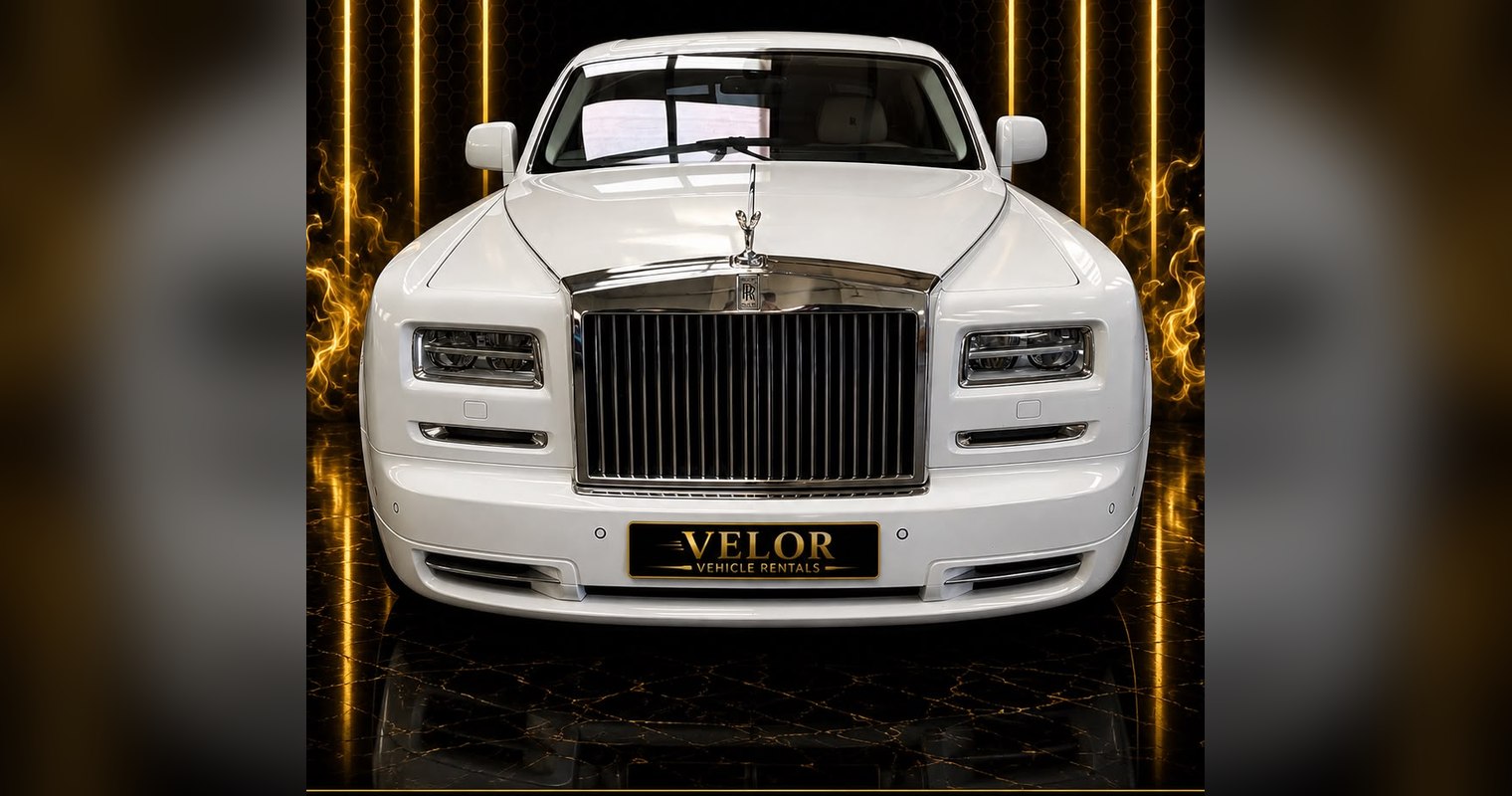 Rolls-Royce Phantom — front view