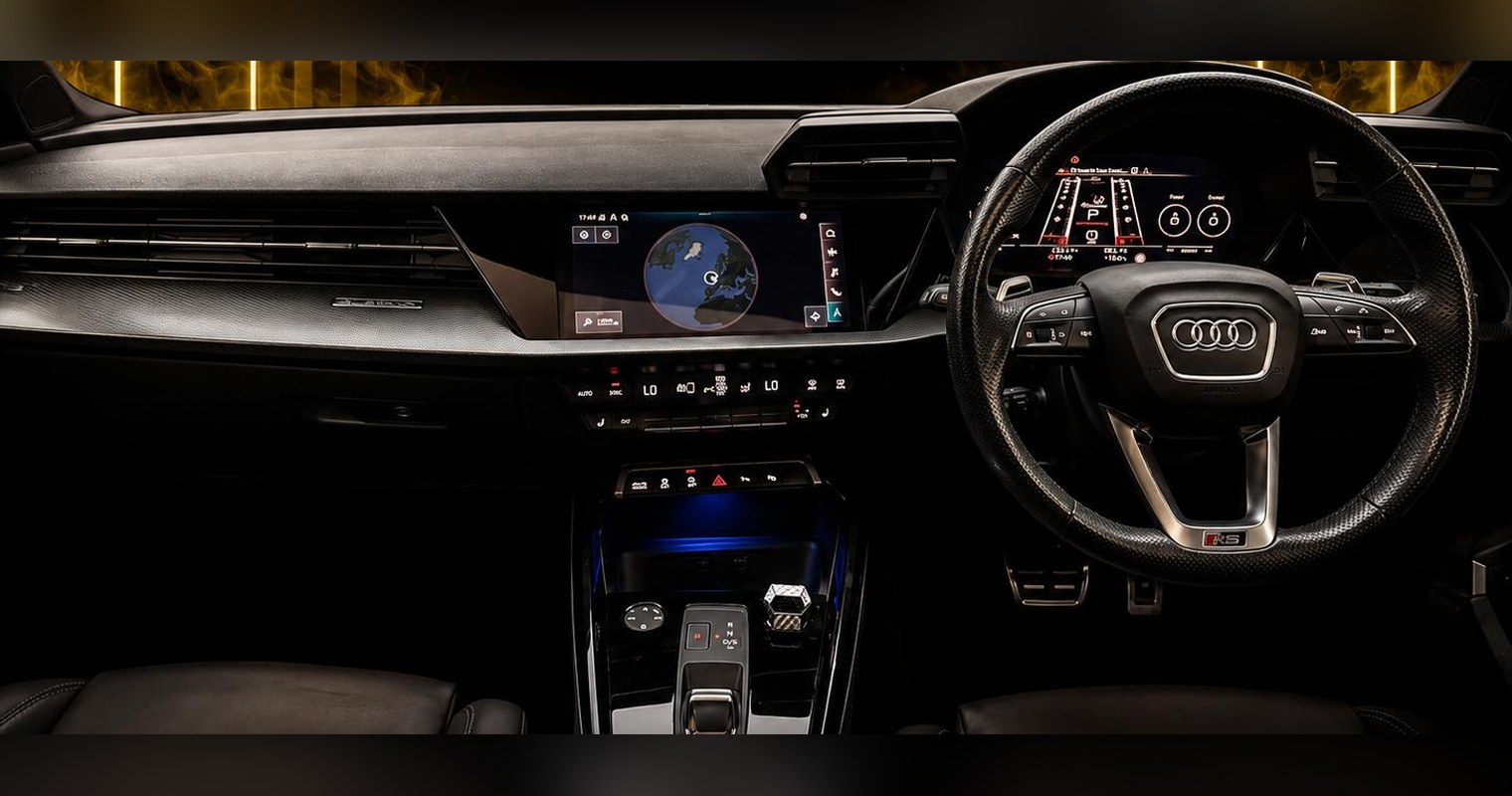 Audi RS 3 Vorsprung interior and dashboard