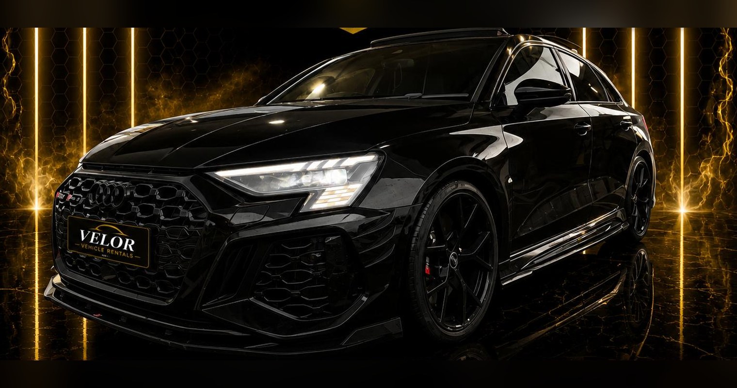 Audi RS 3 Vorsprung three-quarter view