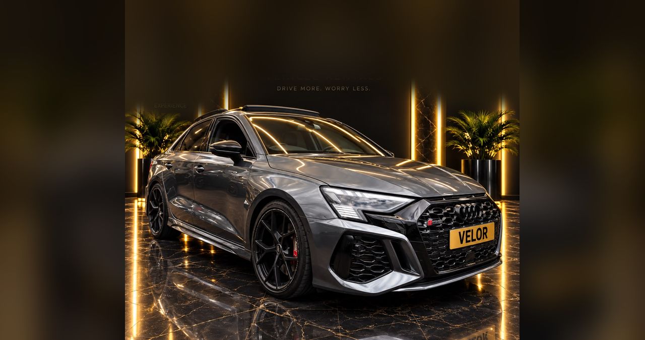 Audi RS 3 Saloon three-quarter view