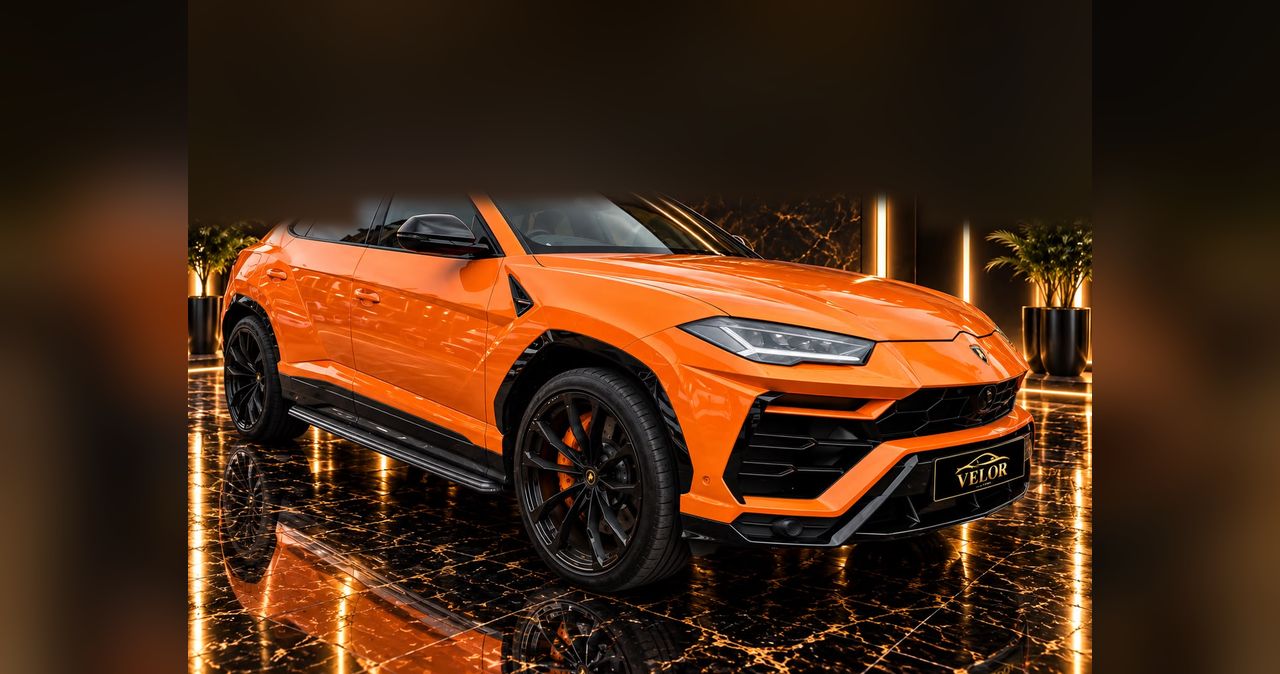 Lamborghini Urus Performante three-quarter view